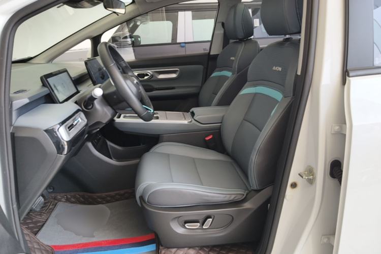 Used AION Y 2023 Plus 510 Smart Edition Left Front Seat