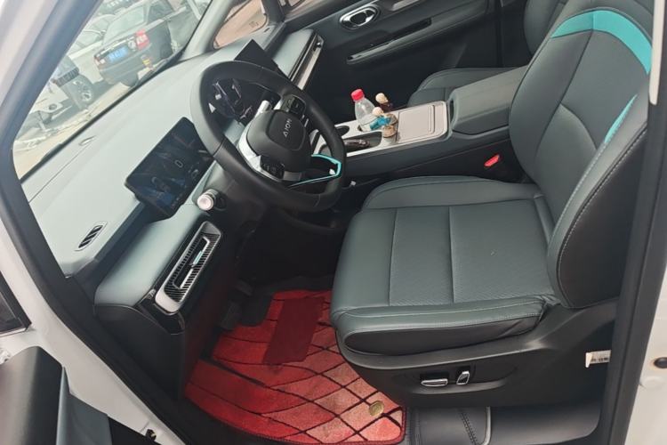 Used AION Y 2023 Plus 510 Smart Edition Left Front Seat