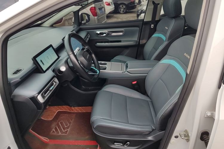 Used AION Y 2023 Plus 510 Smart Edition Left Front Seat