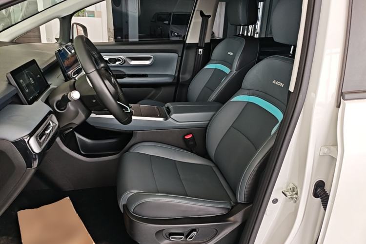 Used AION Y 2023 Younger Star Edition Left Front Seat