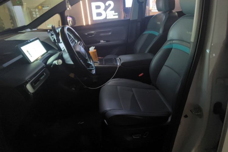 Used AION Y 2023 Younger Star Edition Left Front Seat