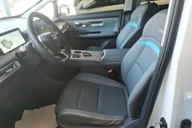 Used AION Y 2023 Plus 510 Smart Edition Left Front Seat