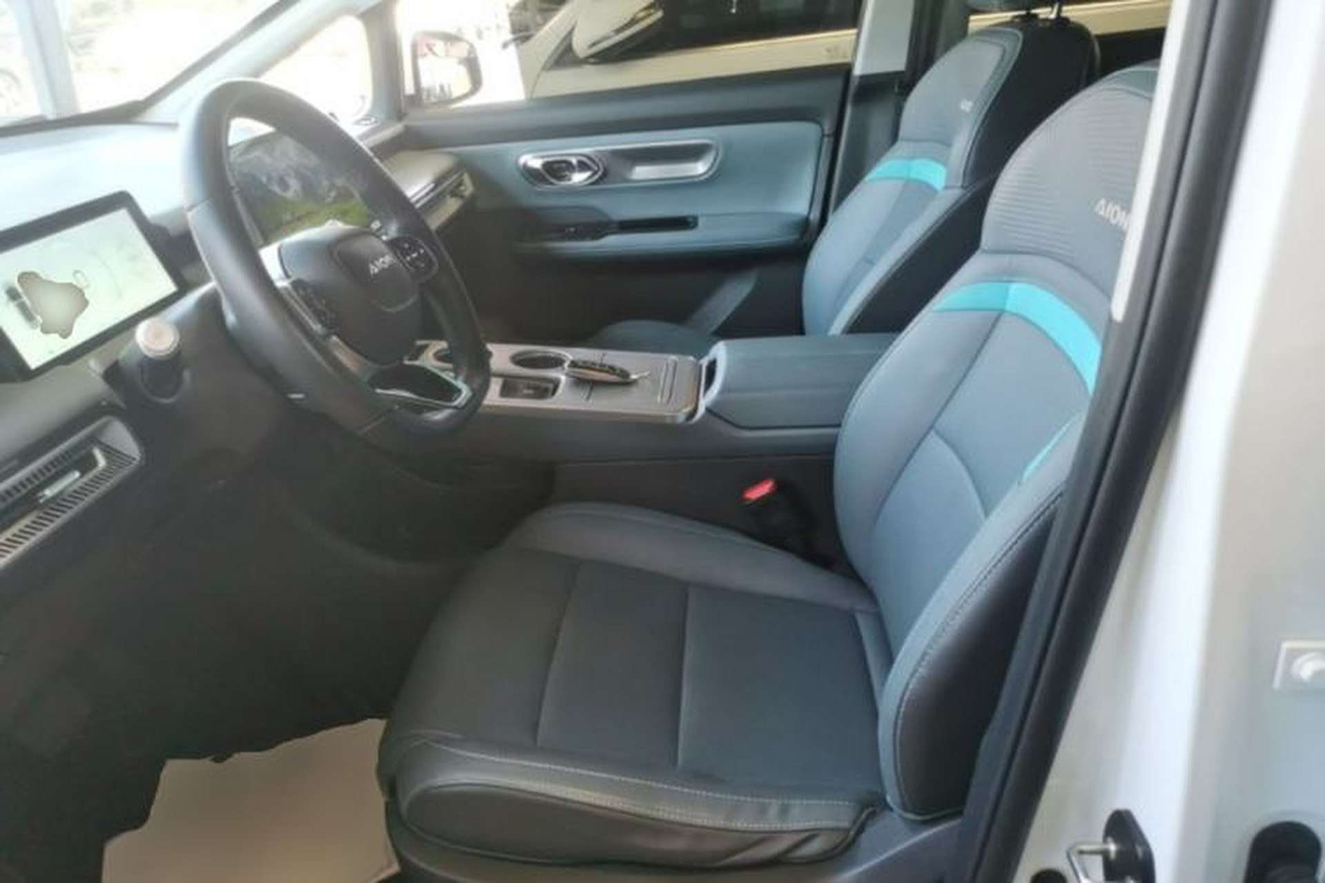 Used AION Y 2023 Plus 510 Smart Edition Left Front Seat