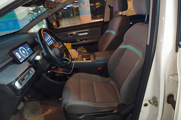 Used AION Y 2023 Younger Left Front Seat