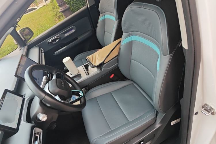 Used AION Y 2023 Plus 510 Smart Edition Left Front Seat