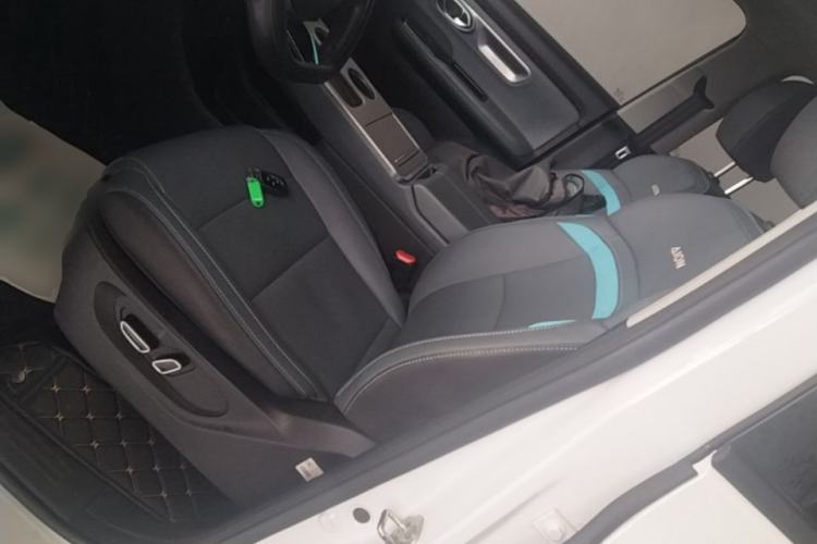 Used AION Y 2023 Plus 510 Smart Edition Left Front Seat