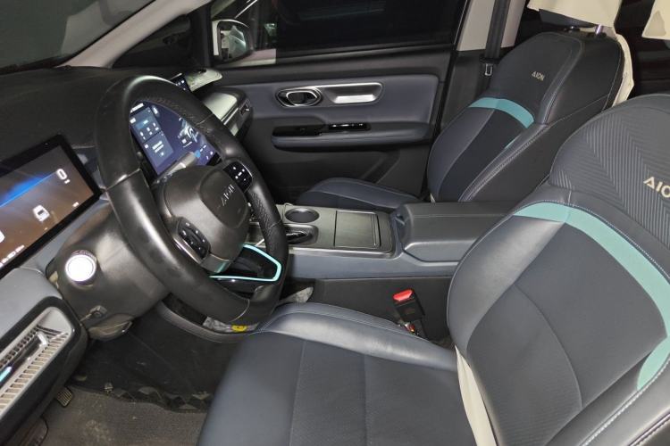 Used AION Y 2023 Plus 510 Smart Edition Left Front Seat