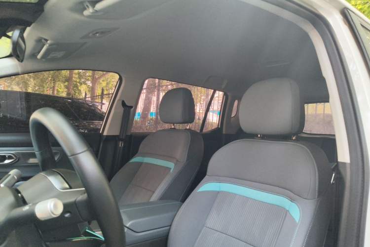 Used AION Y 2023 Younger Left Front Seat