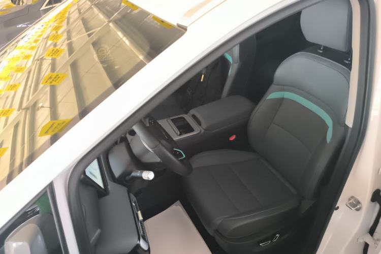 Used AION Y 2023 Plus 510 Smart Edition Left Front Seat