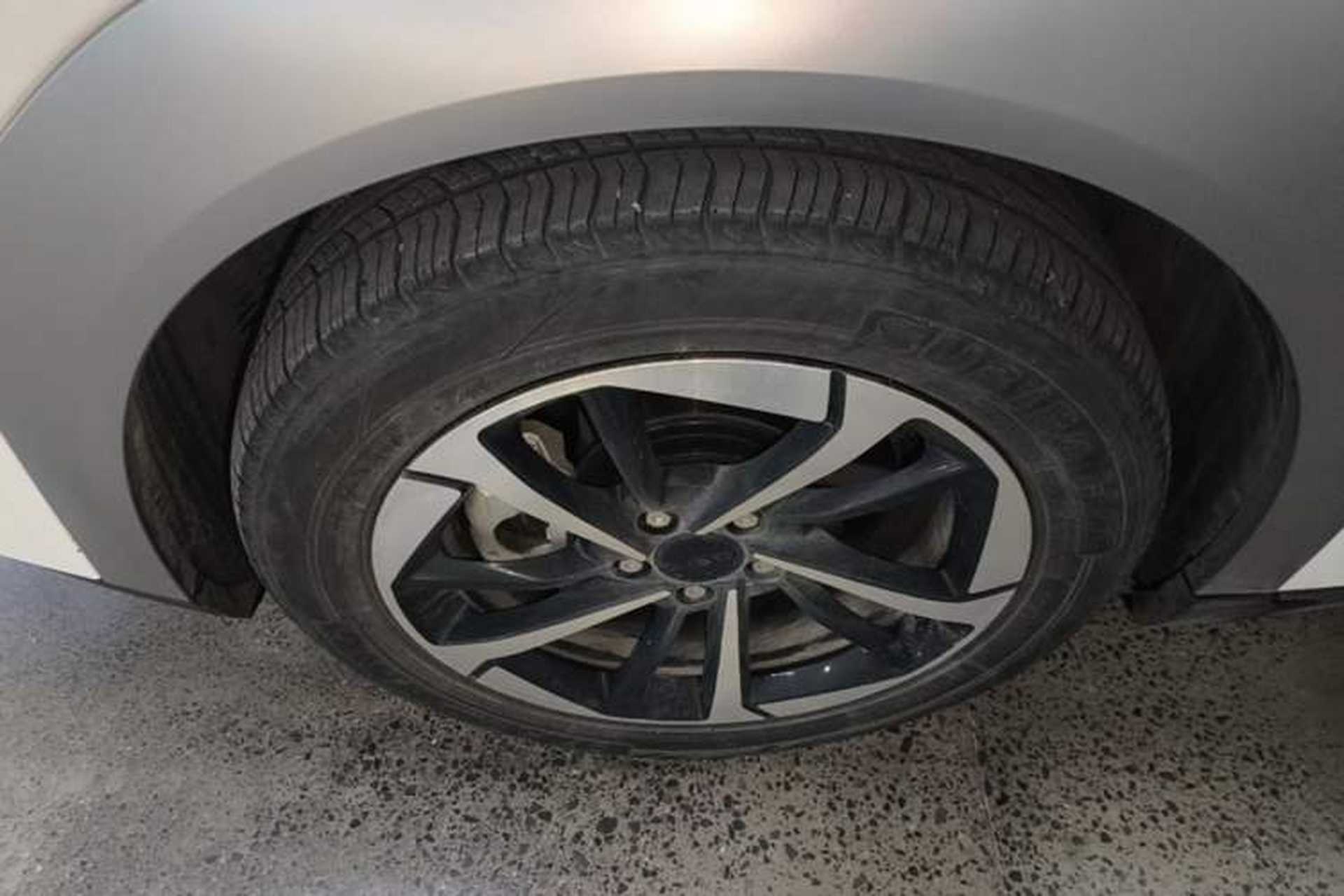 Used AION Y 2023 Younger Star Edition Left Front Wheel Hub