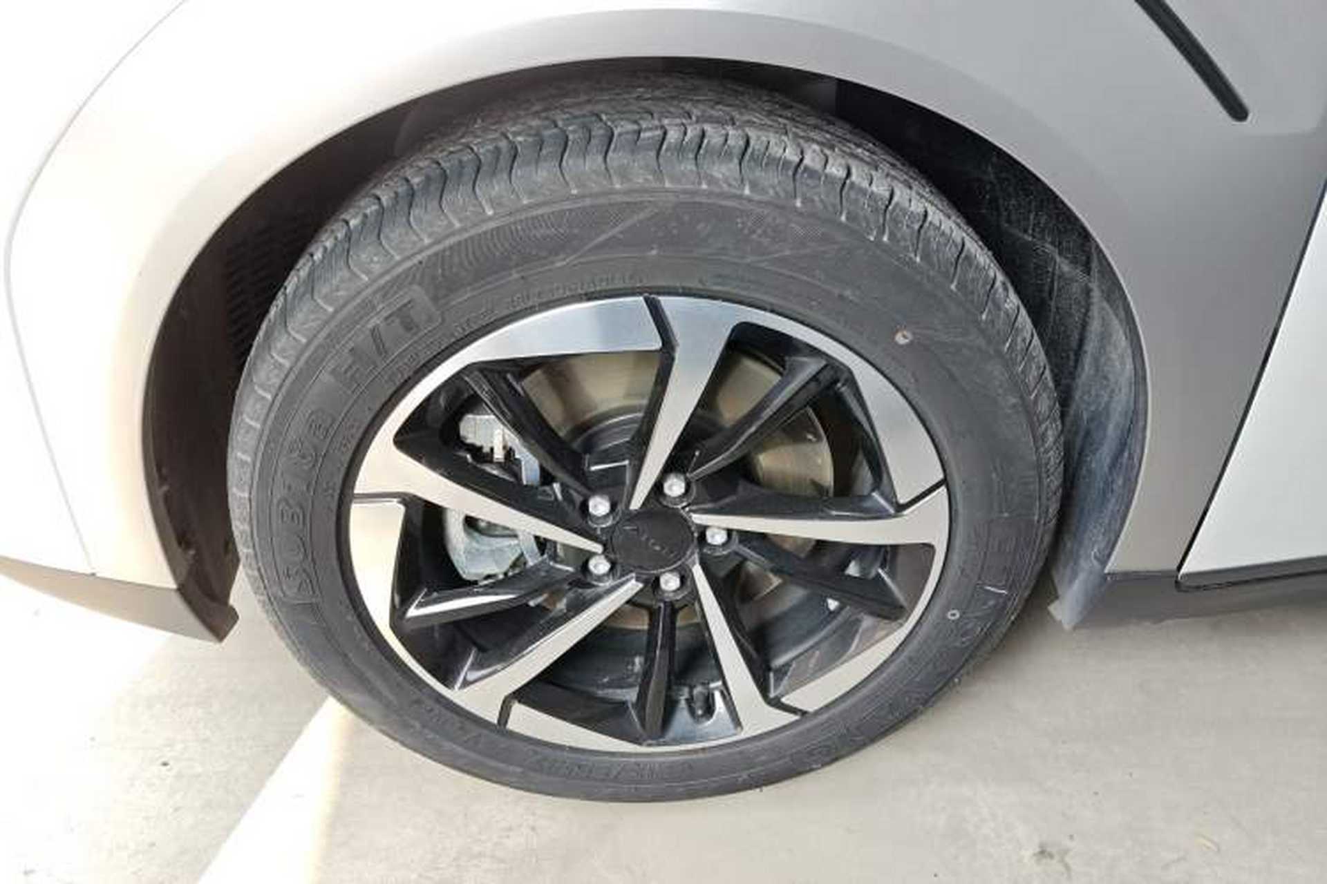 Used AION Y 2023 Plus 510 Smart Edition Left Front Wheel Hub
