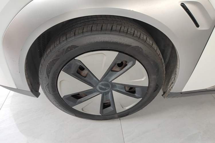 Used AION Y 2023 Plus 510 Enjoy Edition Left Front Wheel Hub