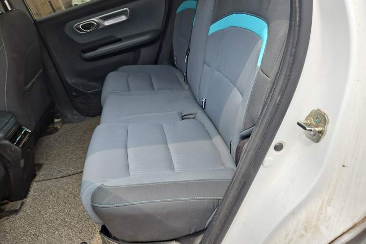 Used AION Y 2023 Plus 510 Enjoy Edition Left Rear Seat