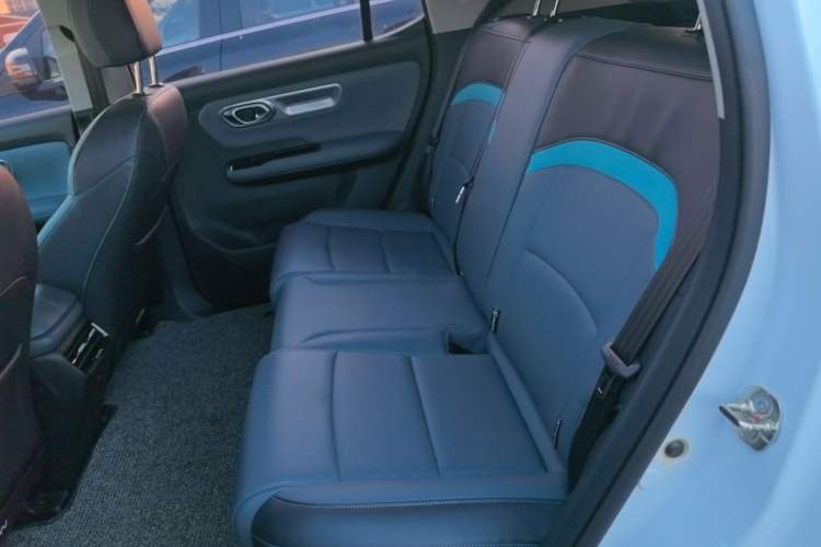Used AION Y 2023 Plus 510 Smart Edition Left Rear Seat