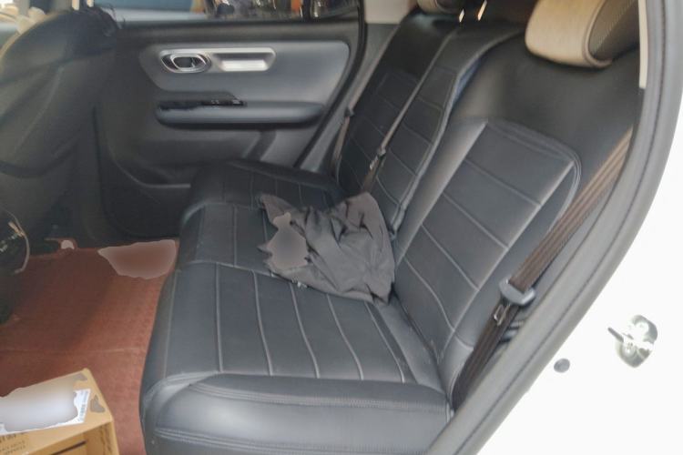 Used AION Y 2023 Plus 610 Enjoy Edition Left Rear Seat