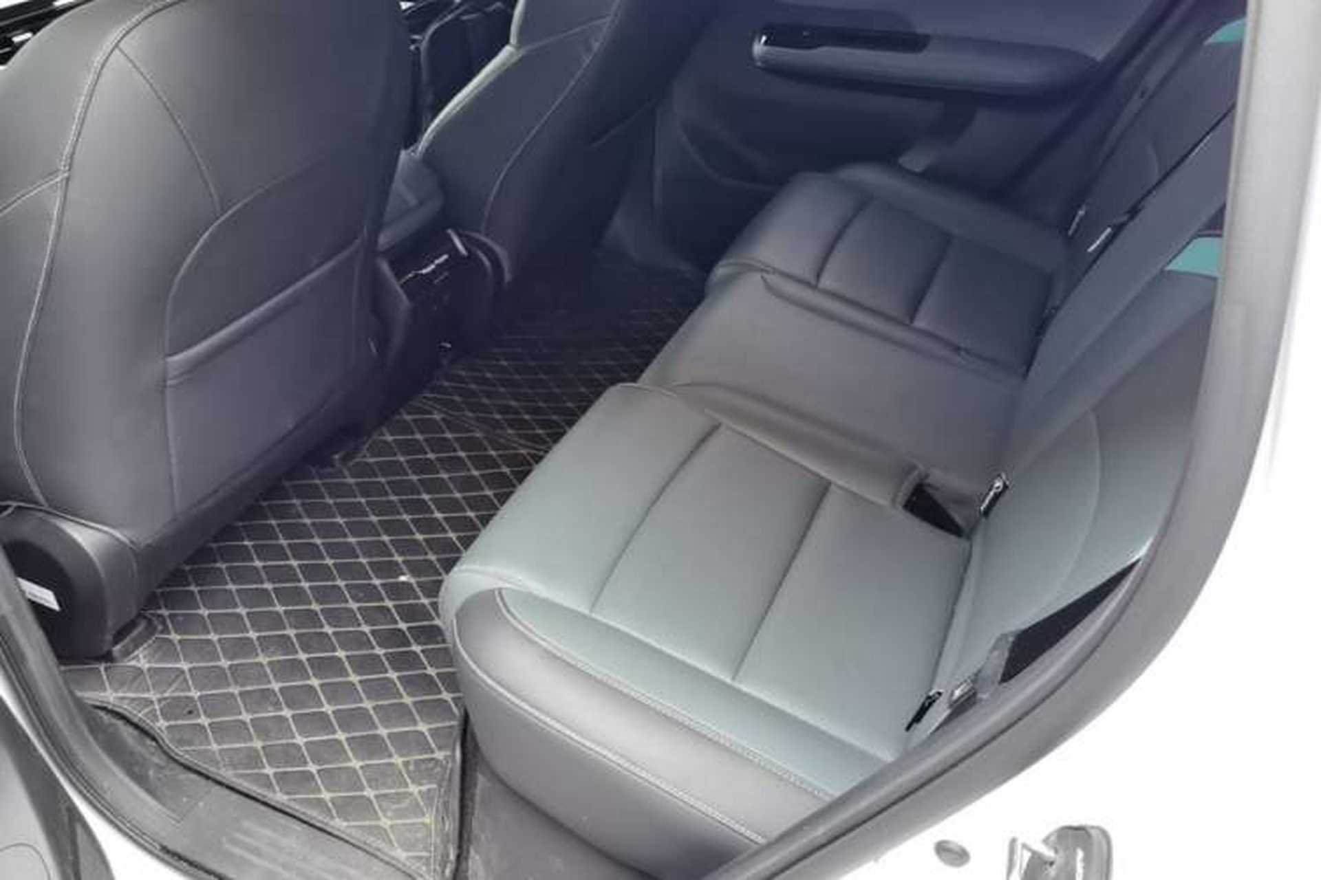 Used AION Y 2023 Younger Star Edition Left Rear Seat