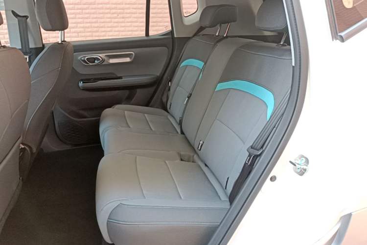 Used AION Y 2023 Plus 510 Enjoy Edition Left Rear Seat
