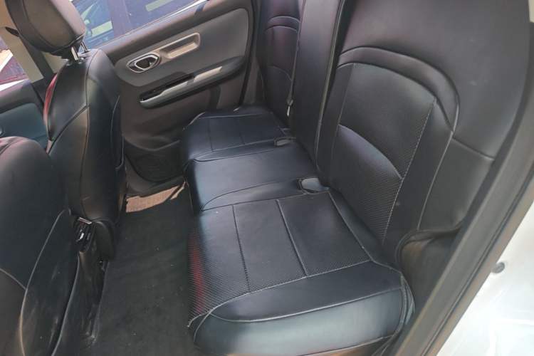 Used AION Y 2023 Plus 510 Enjoy Edition Left Rear Seat