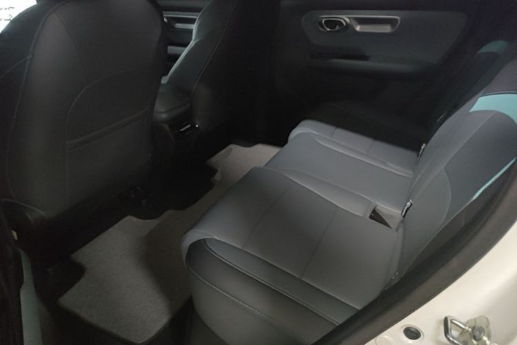Used AION Y 2023 Younger Star Edition Left Rear Seat