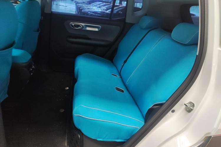 Used AION Y 2023 Plus 510 Enjoy Edition Left Rear Seat