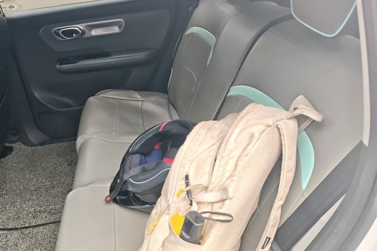 Used AION Y 2023 Plus 510 Enjoy Edition Left Rear Seat
