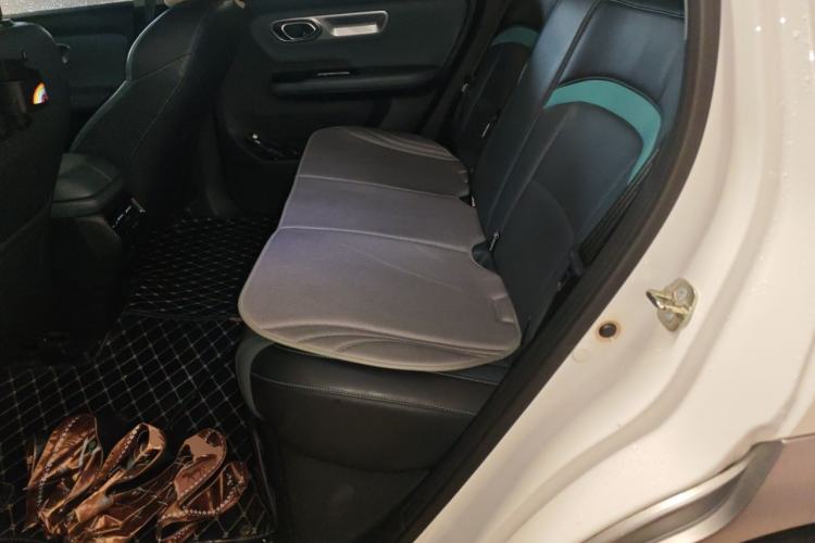 Used AION Y 2023 Plus 510 Smart Edition Left Rear Seat