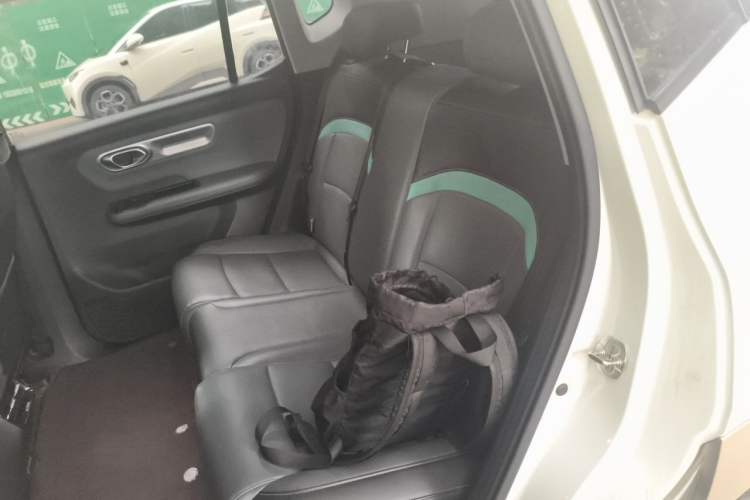 Used AION Y 2023 Plus 510 Smart Edition Left Rear Seat
