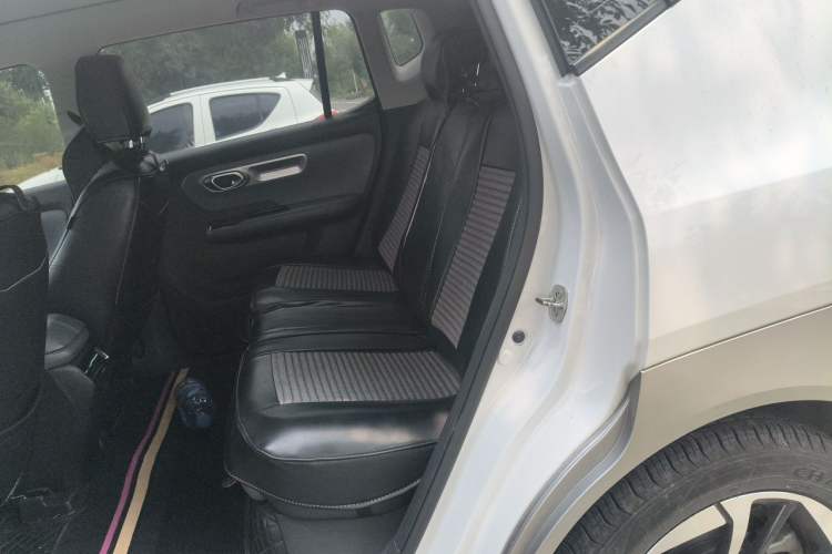 Used AION Y 2023 Younger Star Edition Left Rear Seat