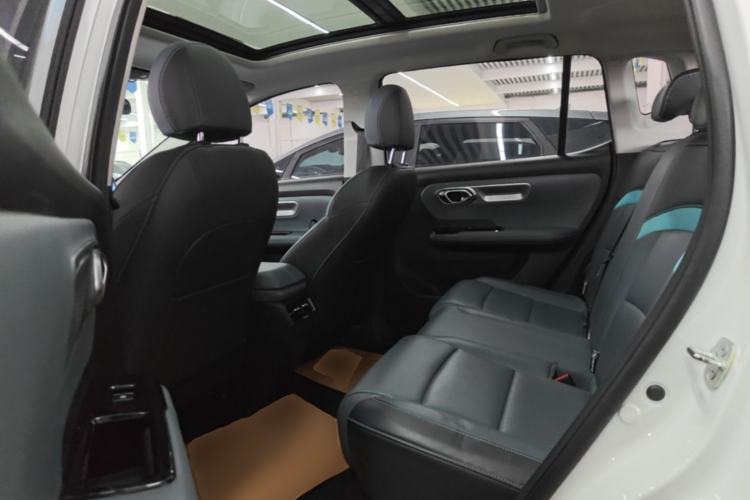 Used AION Y 2023 Younger Star Edition Left Rear Seat