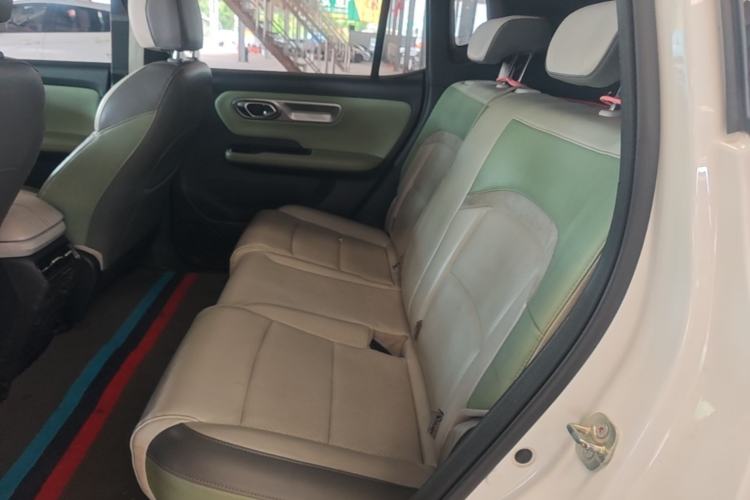 Used AION Y 2023 Plus 510 Smart Edition Left Rear Seat