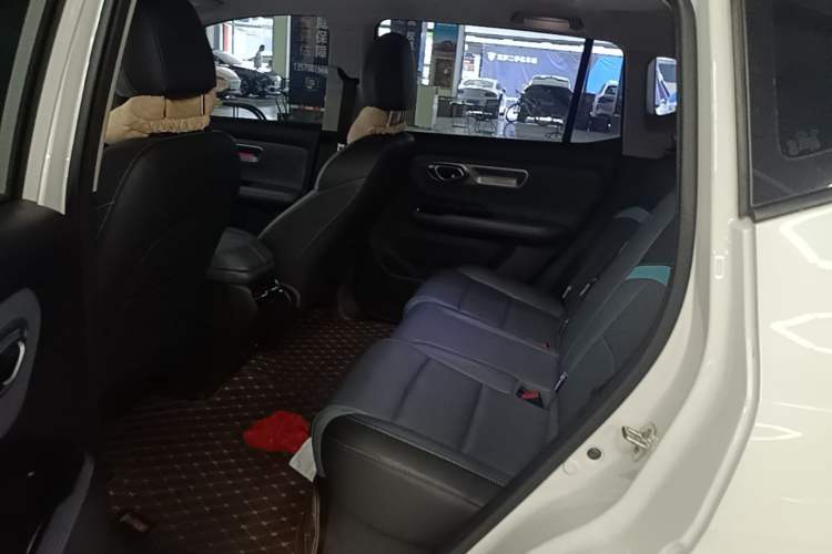 Used AION Y 2023 Plus 510 Smart Edition Left Rear Seat