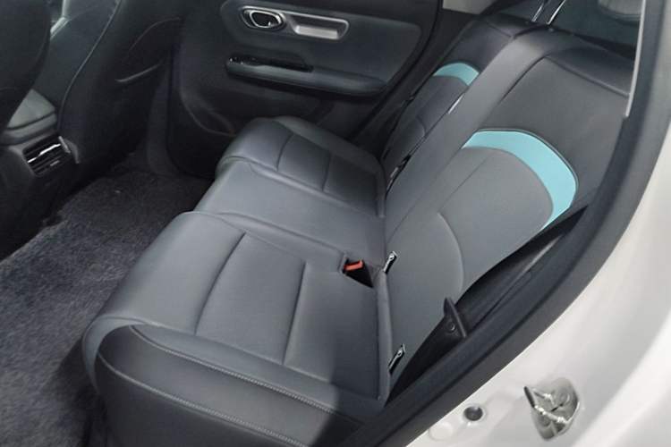 Used AION Y 2023 Plus 510 Smart Edition Left Rear Seat