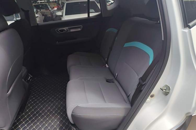 Used AION Y 2023 Plus 510 Enjoy Edition Left Rear Seat