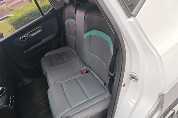 Used AION Y 2023 Plus 510 Smart Edition Left Rear Seat