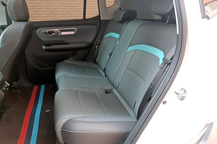 Used AION Y 2023 Plus 510 Smart Edition Left Rear Seat