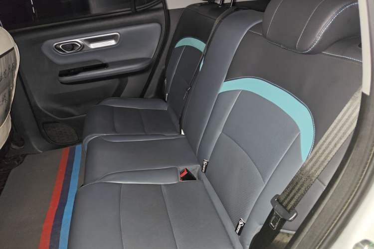 Used AION Y 2023 Plus 510 Smart Edition Left Rear Seat