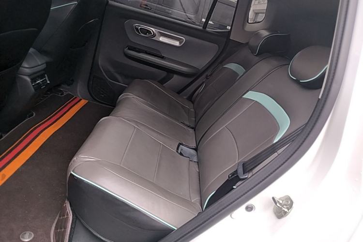 Used AION Y 2023 Plus 510 Enjoy Edition Left Rear Seat