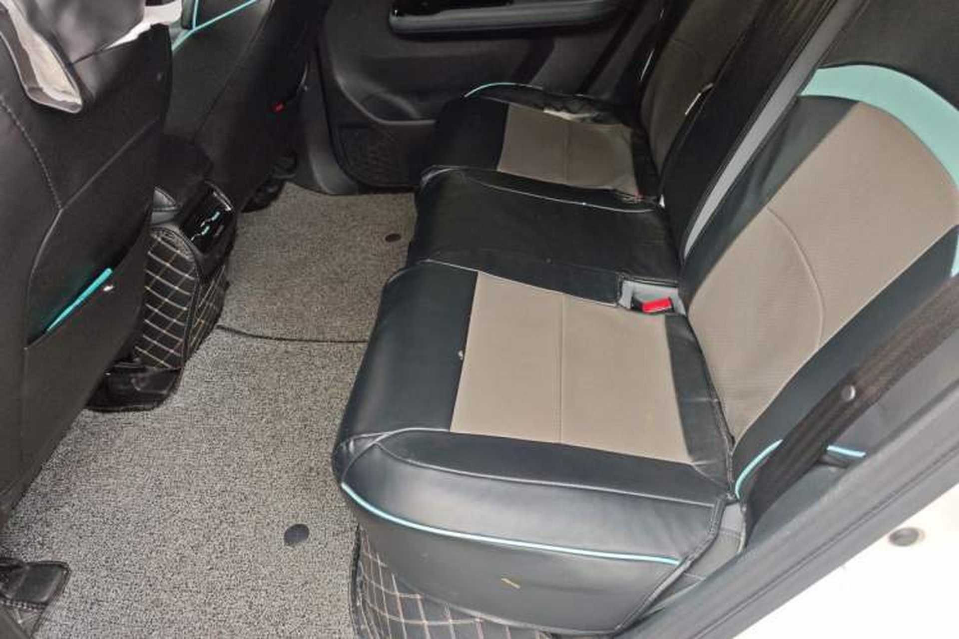 Used AION Y 2023 Younger Left Rear Seat