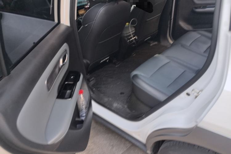 Used AION Y 2023 Plus 510 Smart Edition Left Rear Seat