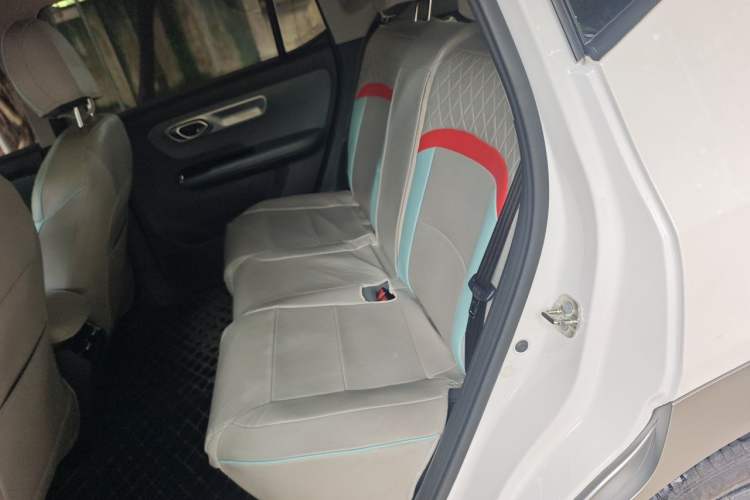 Used AION Y 2023 Plus 510 Enjoy Edition Left Rear Seat