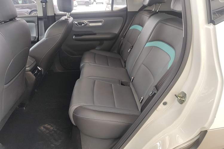 Used AION Y 2023 Plus 510 Smart Edition Left Rear Seat
