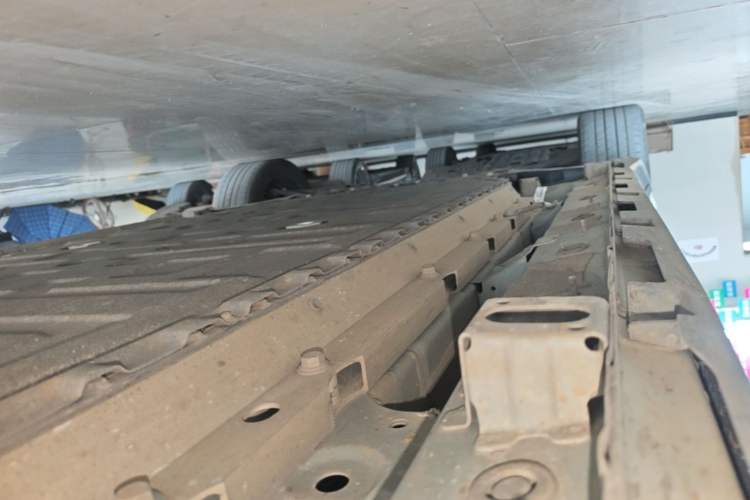 Used AION Y 2023 Plus 510 Enjoy Edition Left Side Sill