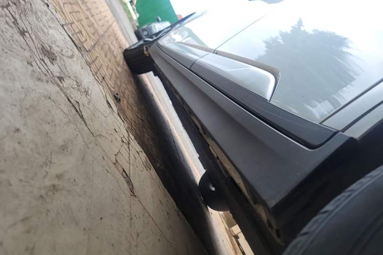 Used AION Y 2023 Younger Star Edition Left Side Sill