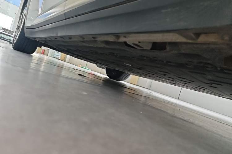Used AION Y 2023 Plus 510 Enjoy Edition Left Side Sill