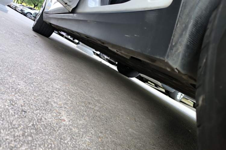 Used AION Y 2023 Plus 510 Enjoy Edition Left Side Sill