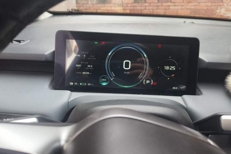 Used AION Y 2023 Younger Star Edition Odometer Close Up