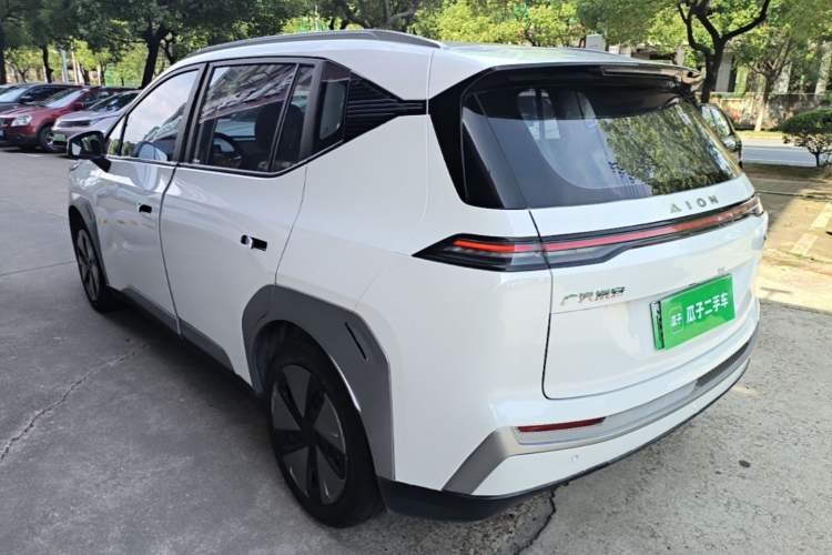 Used AION Y 2023 Plus 510 Enjoy Edition Rear Left 45 Deg