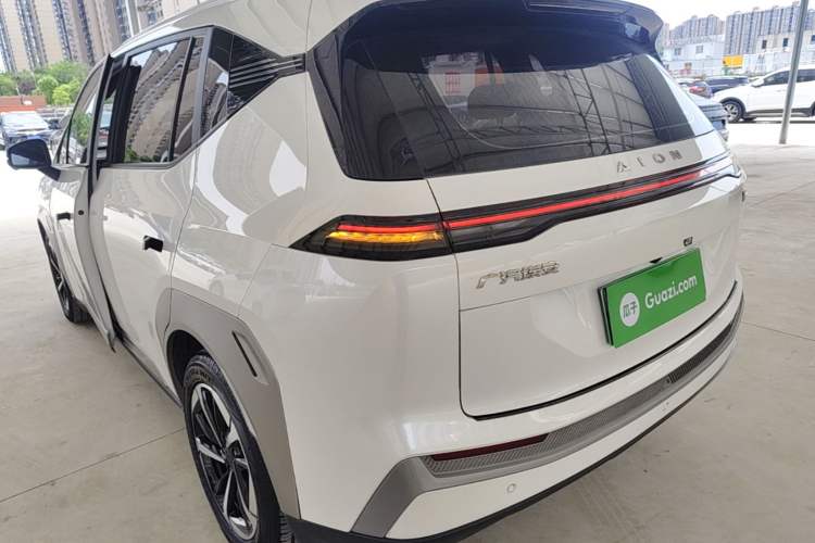 Used AION Y 2023 Plus 510 Smart Edition Rear Left 45 Deg