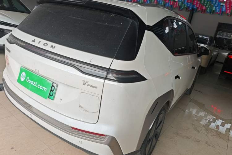 Used AION Y 2023 Plus 510 Enjoy Edition Rear Right 45 Deg