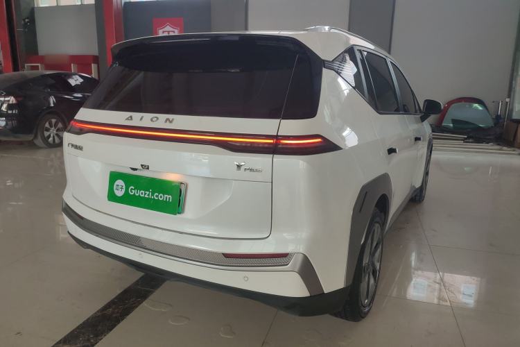 Used AION Y 2023 Plus 510 Enjoy Edition Rear Right 45 Deg